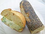 ドミニク・サブロンとベッカーズディライトのパンの写真